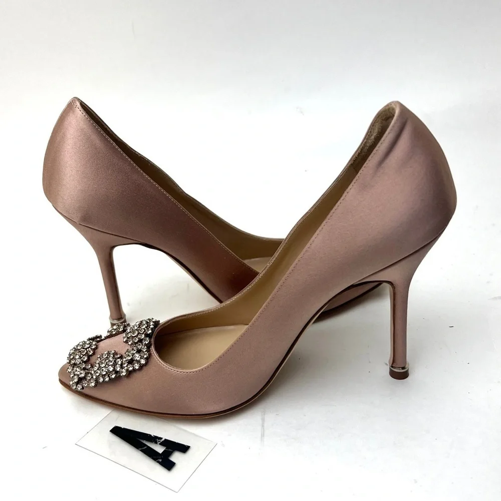 MANOLO BLAHNIK Hangisi Pump sz 6 - Picture 5 of 15